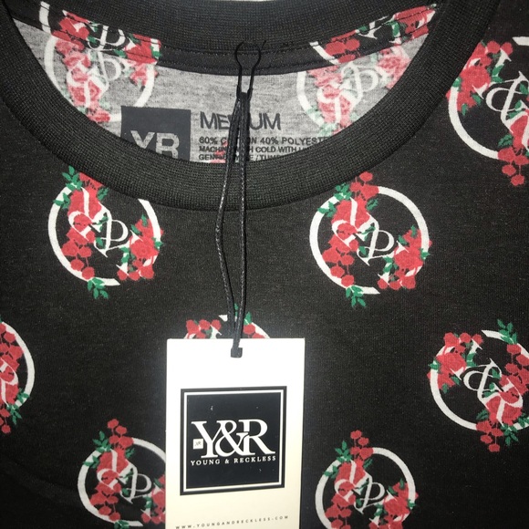 young & reckless t shirt Roses NWT - Picture 2 of 2